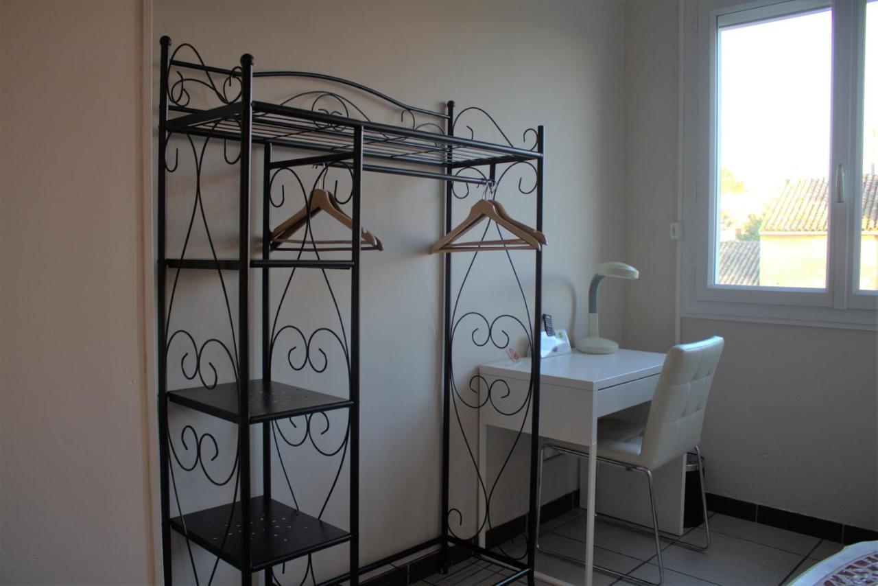 Logis Hotel Le Clement V Roquemaure  Luaran gambar