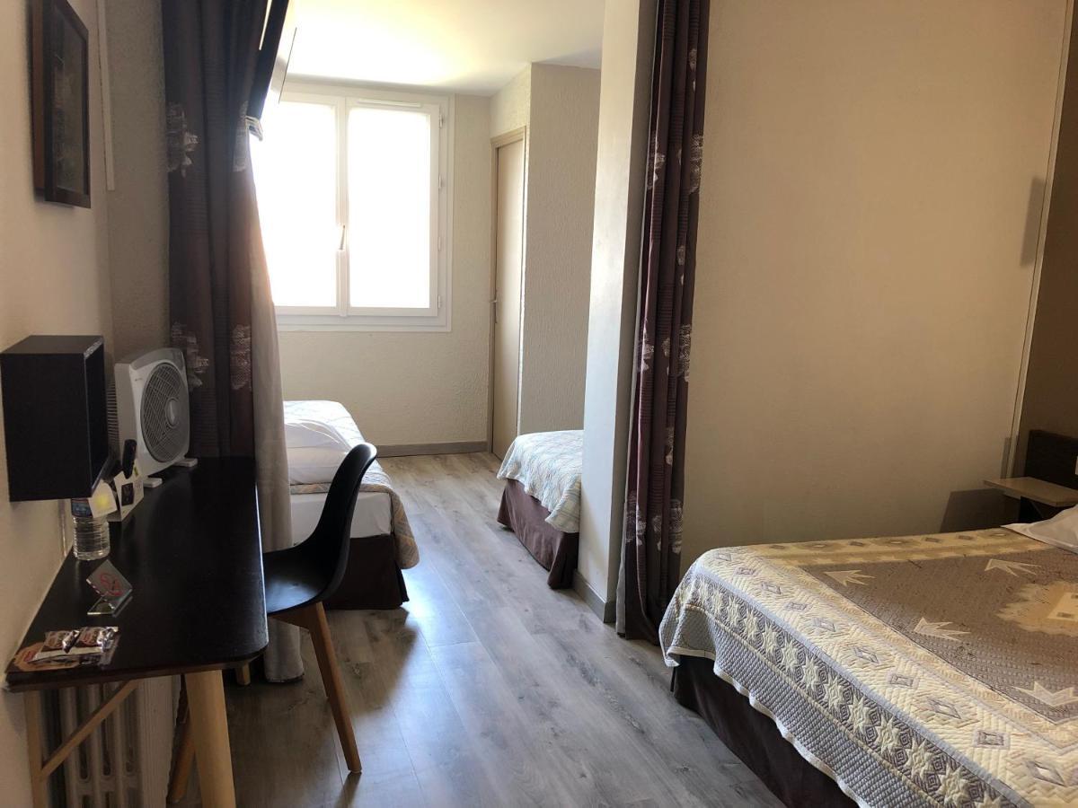 Logis Hotel Le Clement V Roquemaure  Luaran gambar